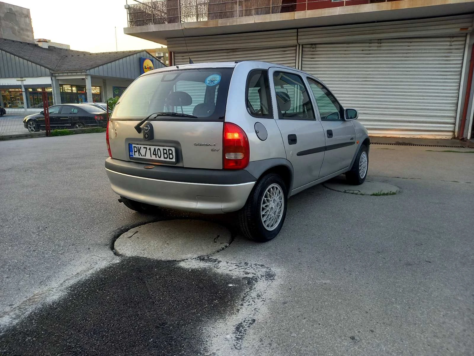 Opel Corsa  - изображение 4