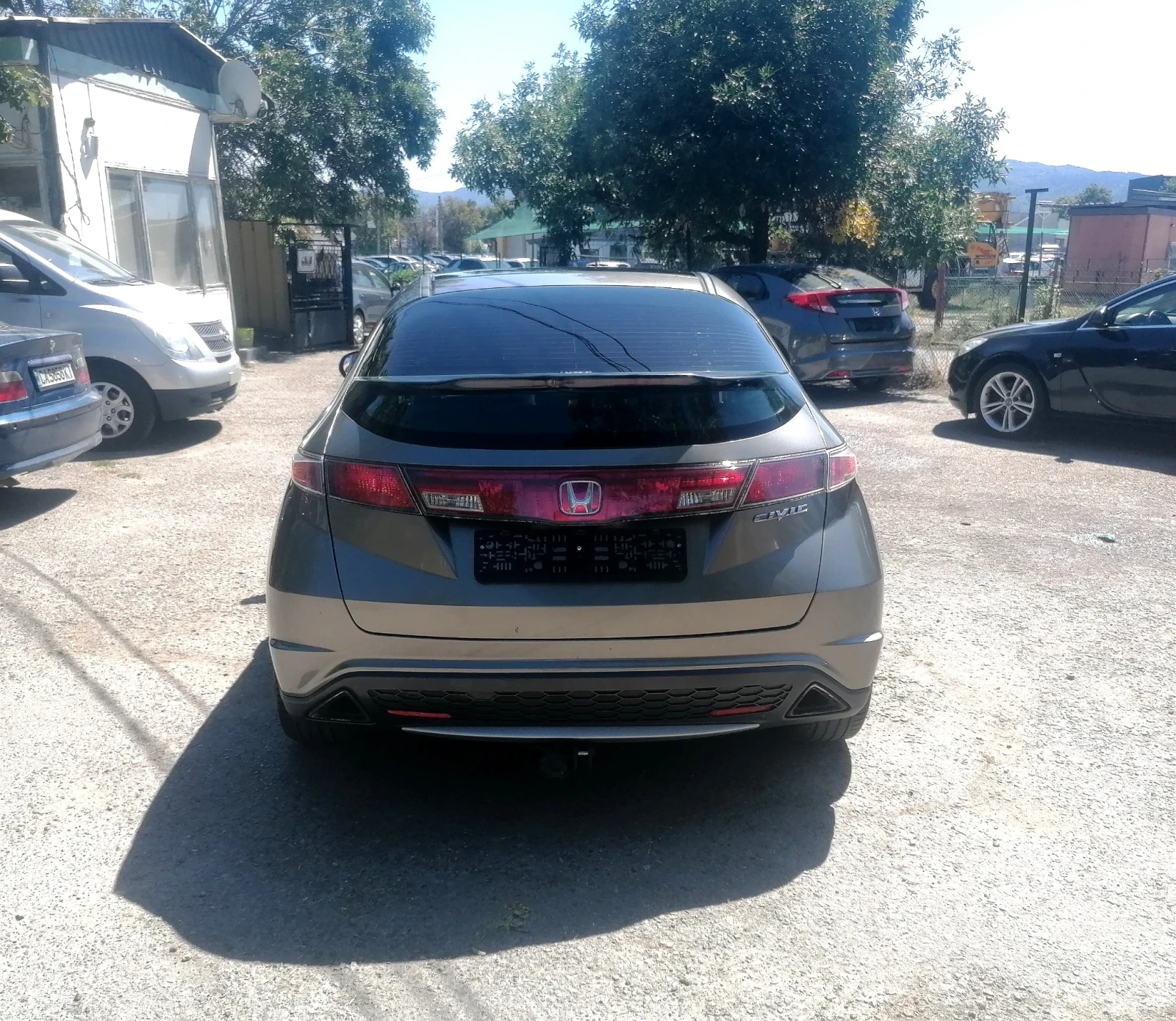 Honda Civic 1.8 i-vtec Executive!!!  - изображение 6