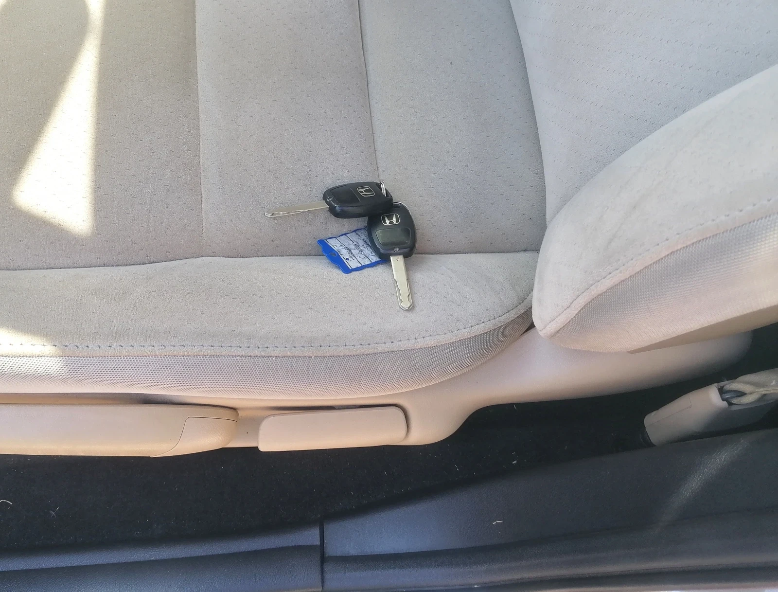 Honda Civic 1.8 i-vtec Executive!!!  | Mobile.bg   16