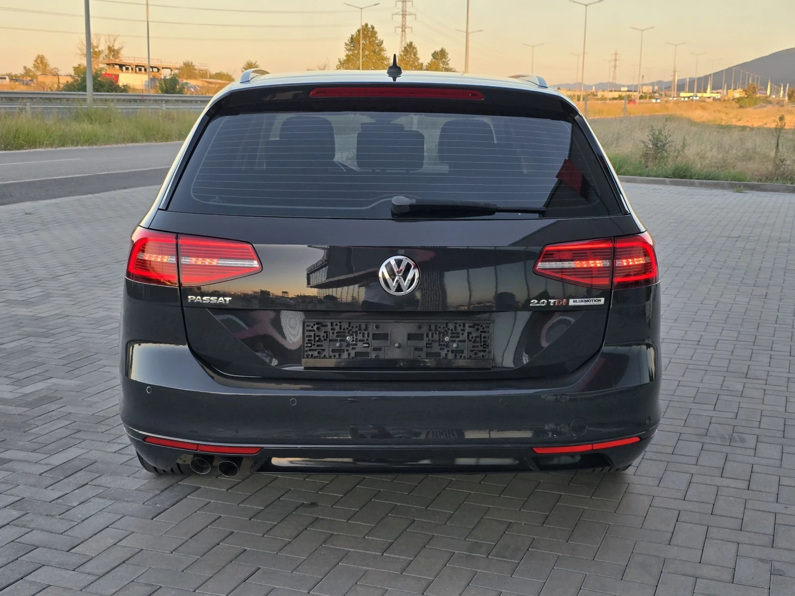 VW Passat 2.0TDI/190KS/AVTOMAT/NARDOGrey/FUL-SERVICE - изображение 5