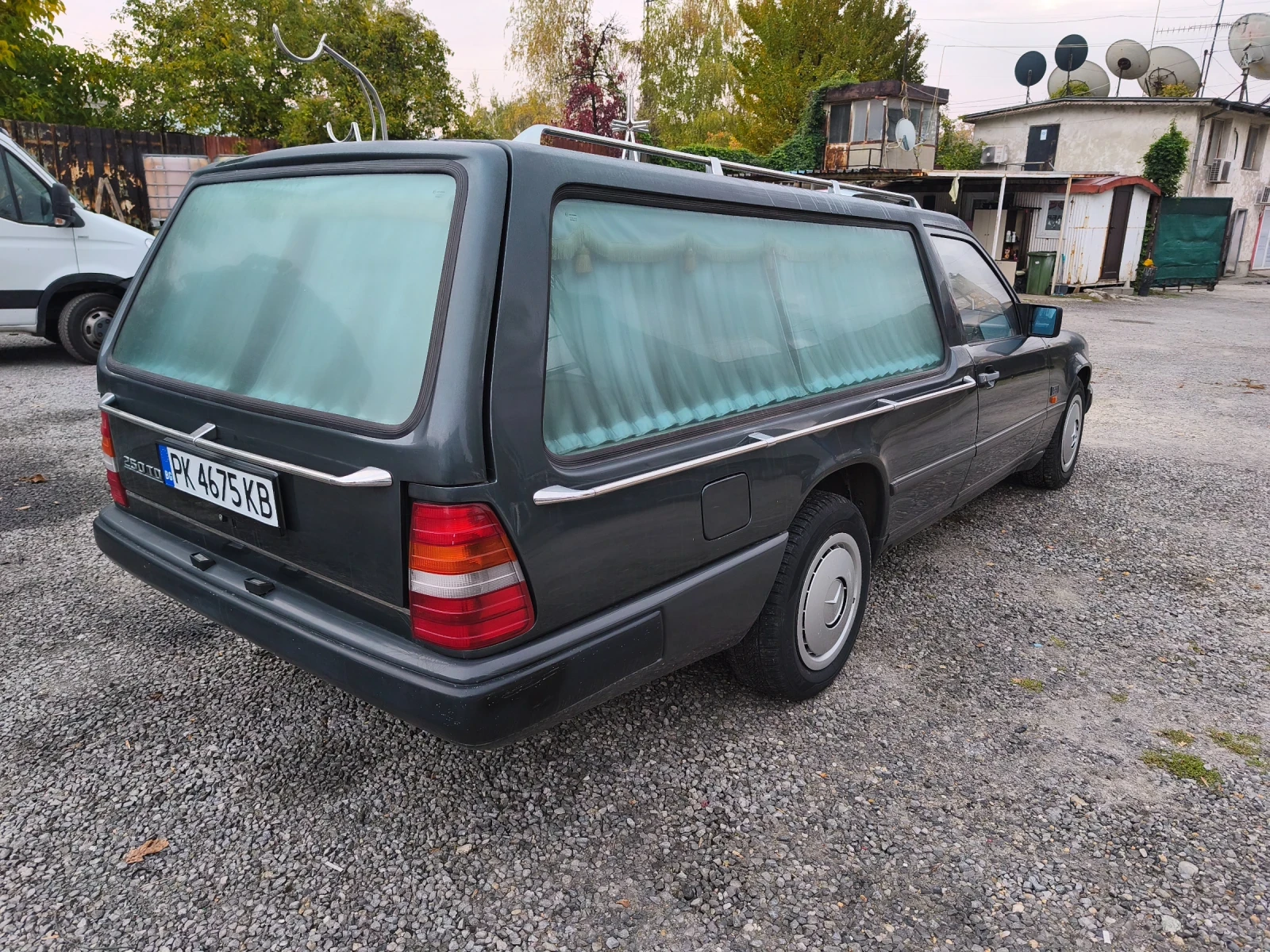 Mercedes-Benz 124 250D/Italia  | Mobile.bg — изображение 3