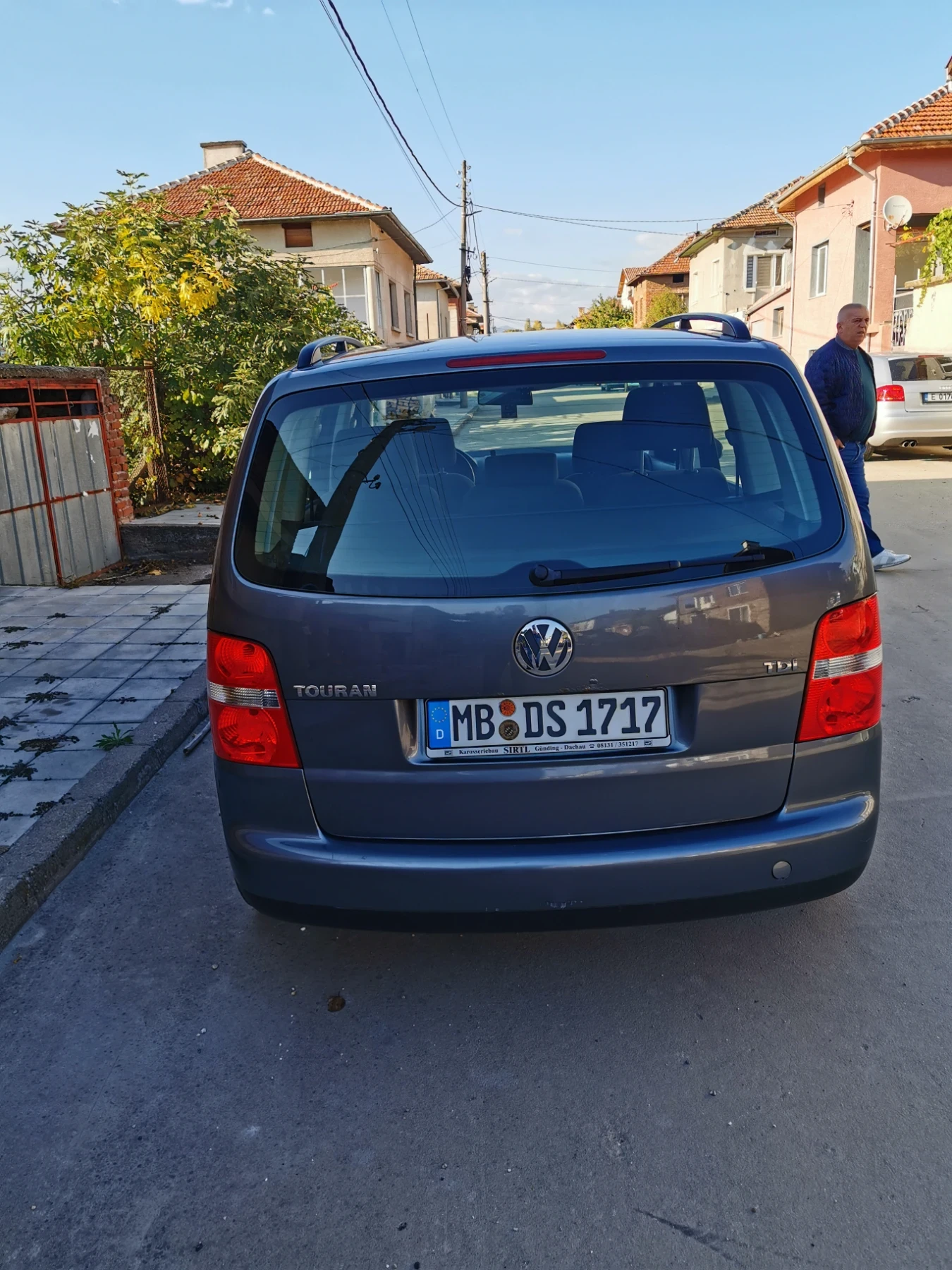 VW Touran  - изображение 3