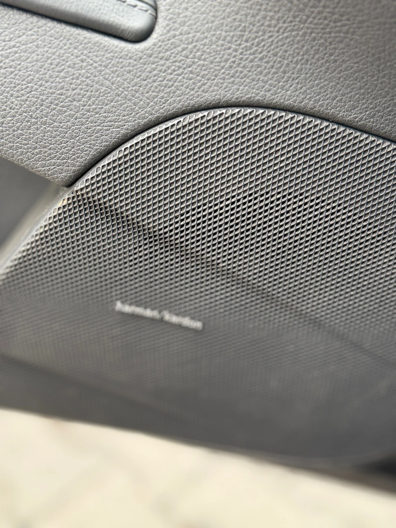 Mercedes-Benz E 500 * НОВ ВНОС* ТОП ЦЕНА* H&K* ОБДУХВАНЕ*  - изображение 4