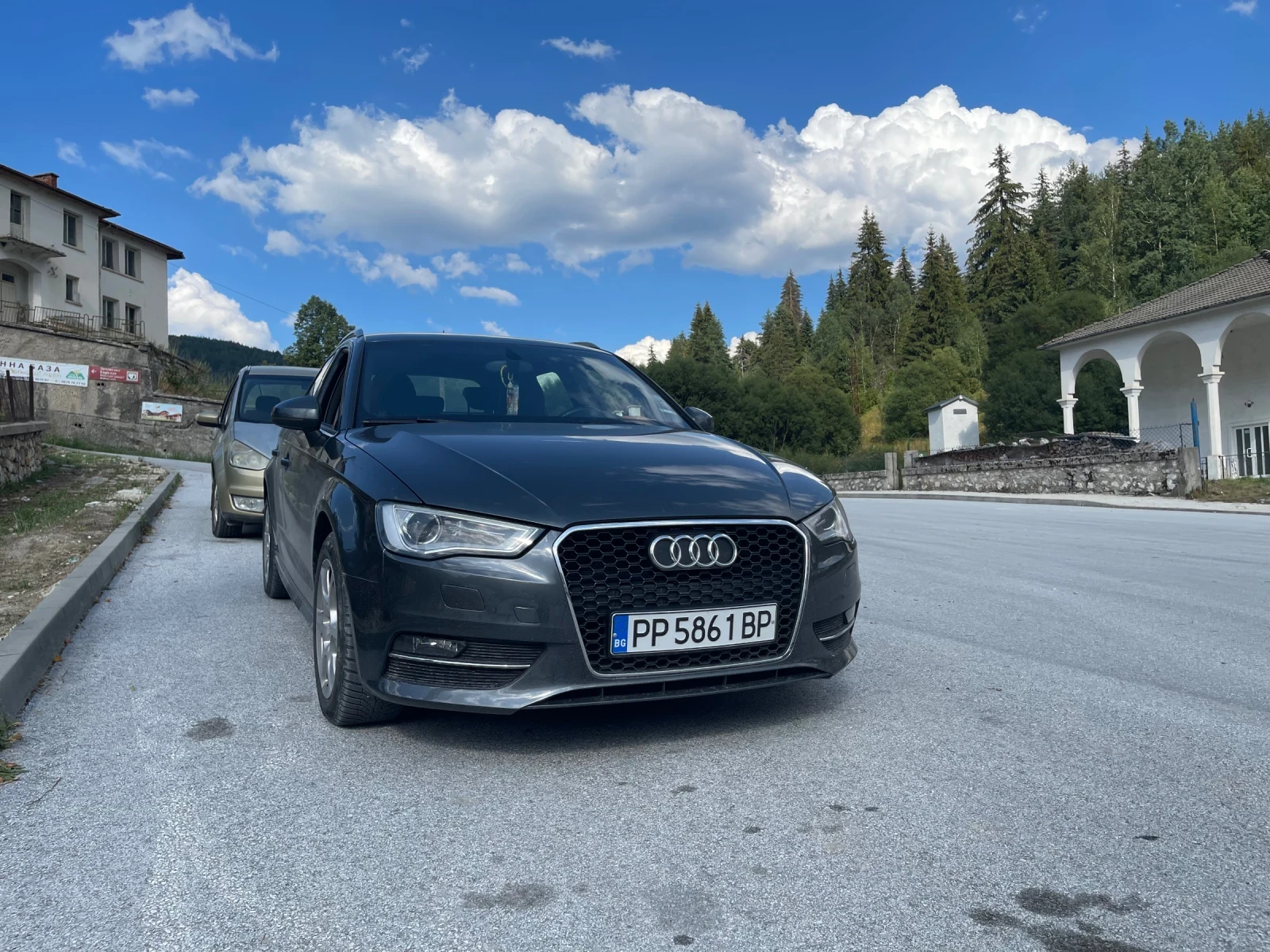 Audi A3 Sportback G Tron  S line Заводски Метан  - изображение 2