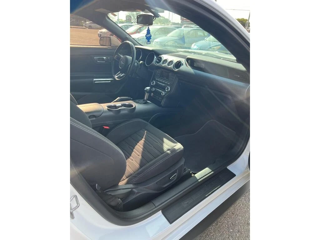 Ford Mustang * * CARFAX * * ���� ������ * *  | Mobile.bg � ����������� 9