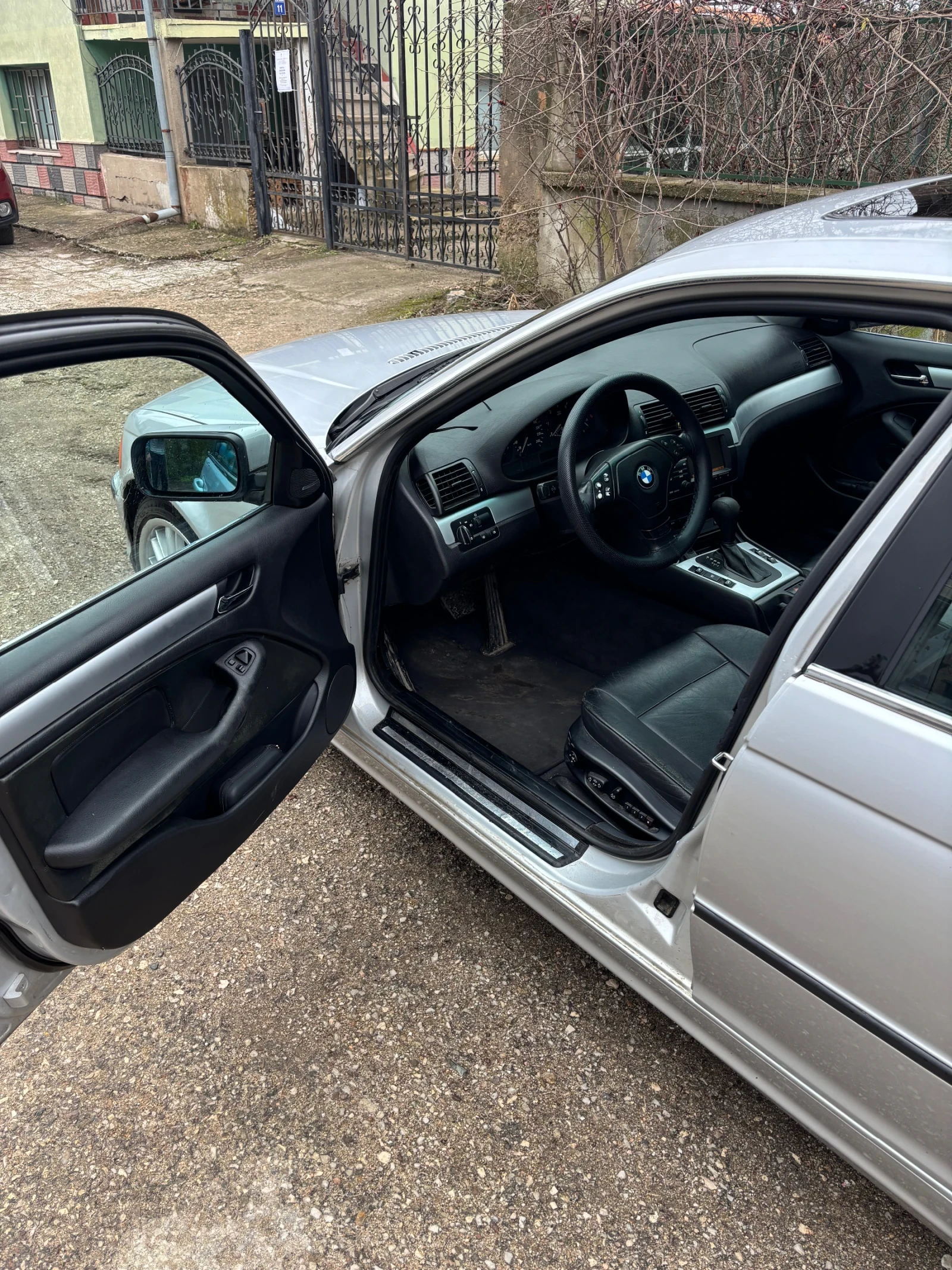 BMW 330 E46 330d - изображение 5