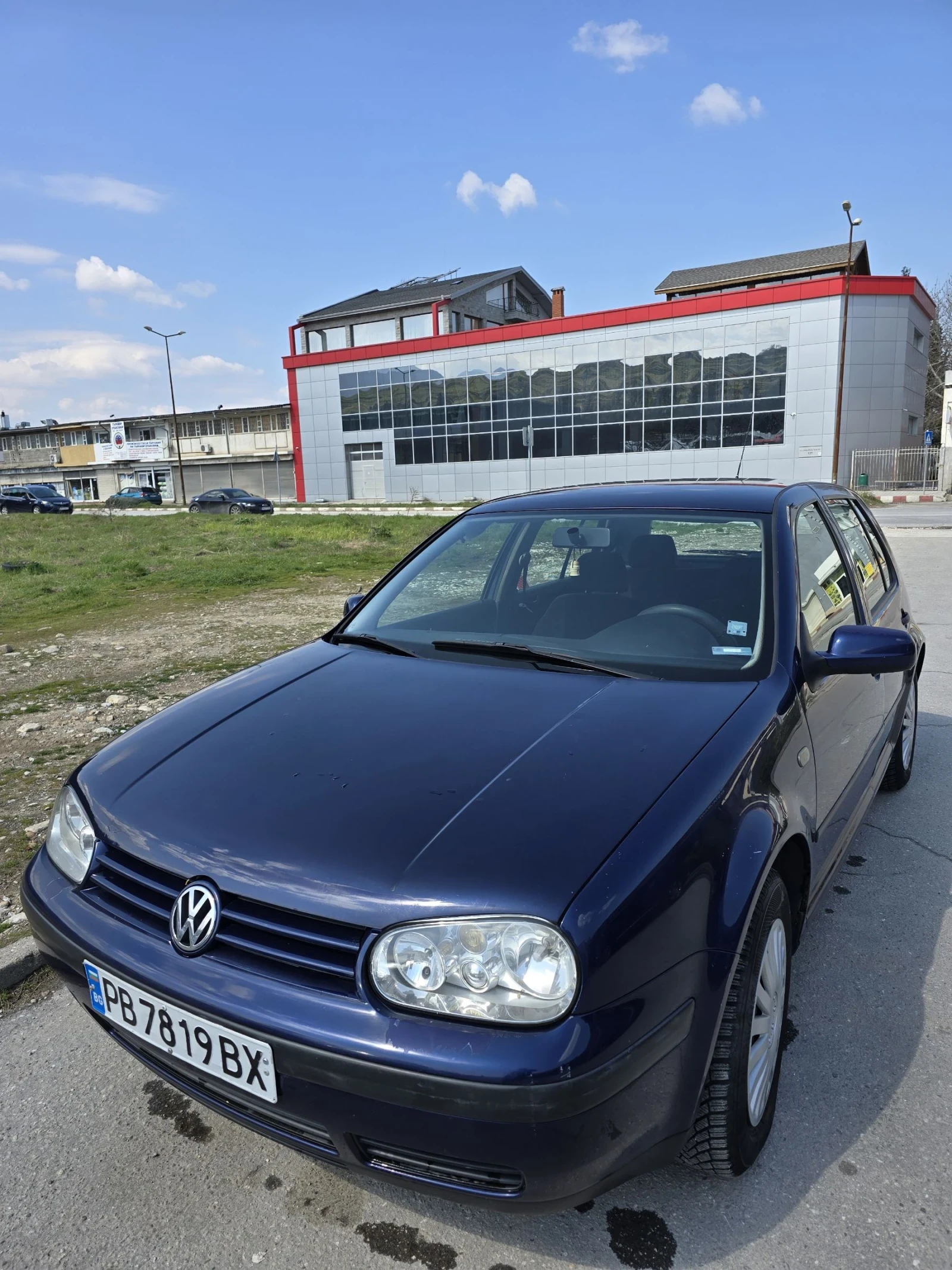 VW Golf