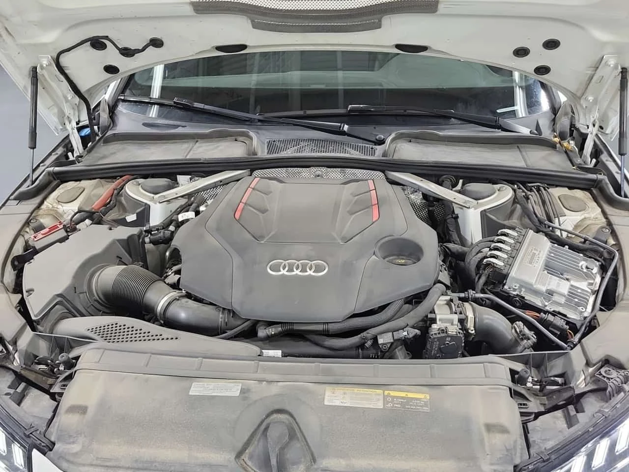 Audi S4 3.0TFSI TECHNIK * Без инциденти * Един собственик , снимка 15 - Автомобили и джипове - 54447756