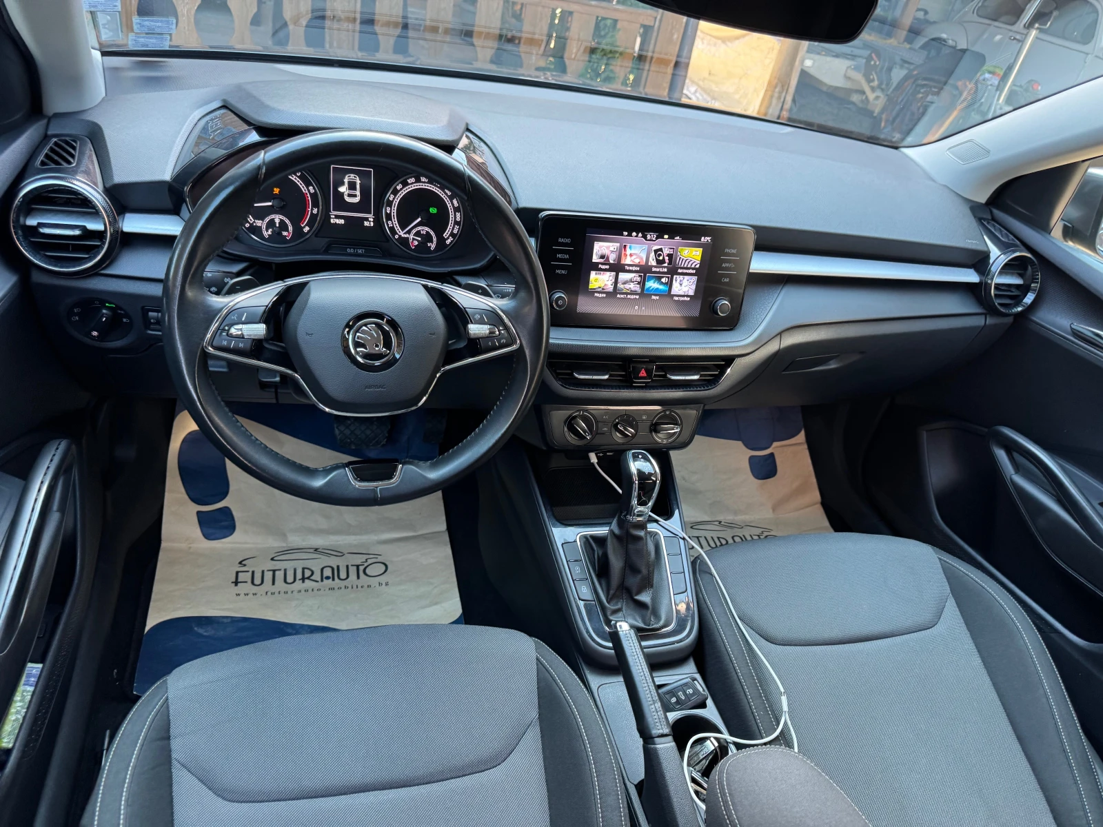 Skoda Fabia 1, 0TSI, 67000km, АВТОМАТ, ГАЗ-БЕНЗИН ЗАВОДСКА, снимка 12 - Автомобили и джипове - 54547669