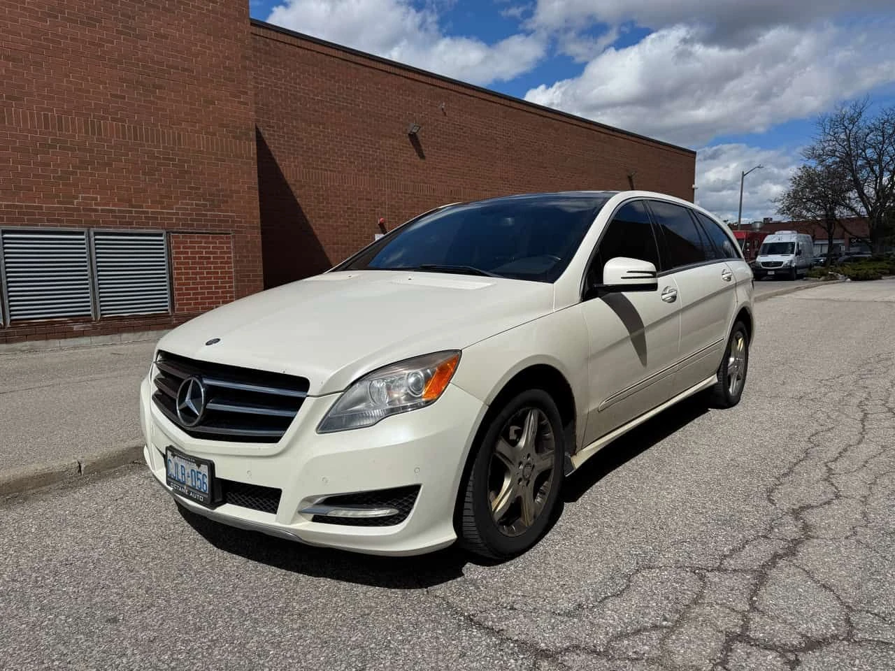 Mercedes-Benz R 350 * BlueTEC * CARFAX * 2 КЛЮЧА * KEYLESS * ПОДГРЕВ, снимка 14 - Автомобили и джипове - 54632718