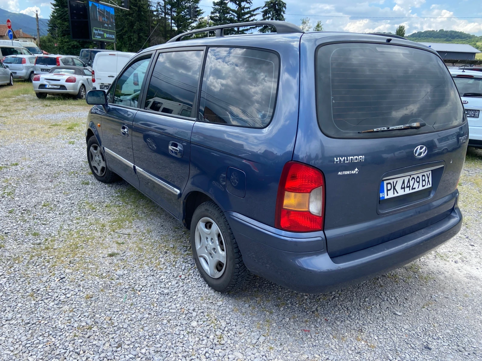 Hyundai Trajet, снимка 6 - Автомобили и джипове - 54959362