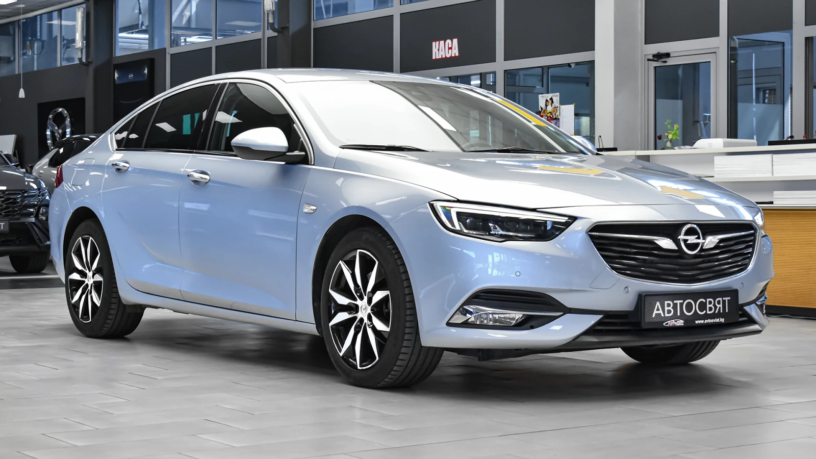 Opel Insignia Grand Sport 2.0d Innovation, снимка 5 - Автомобили и джипове - 55043592