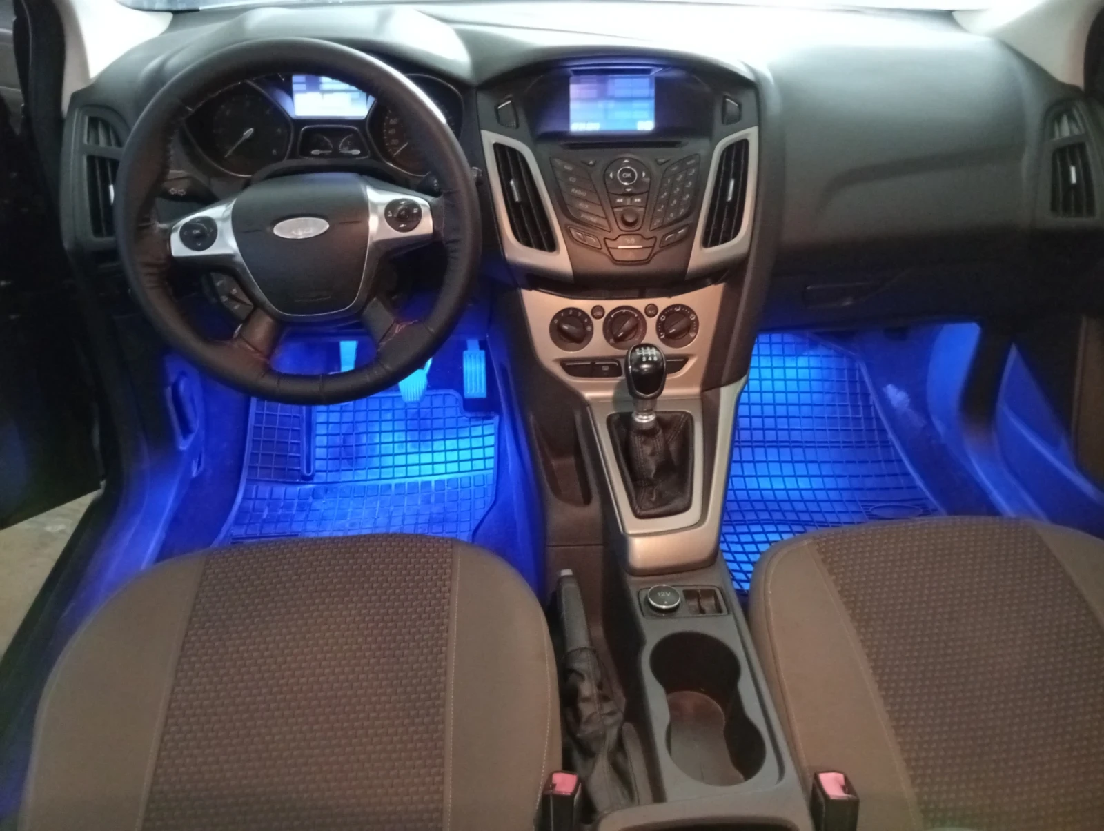 Ford Focus, снимка 8 - Автомобили и джипове - 55121030