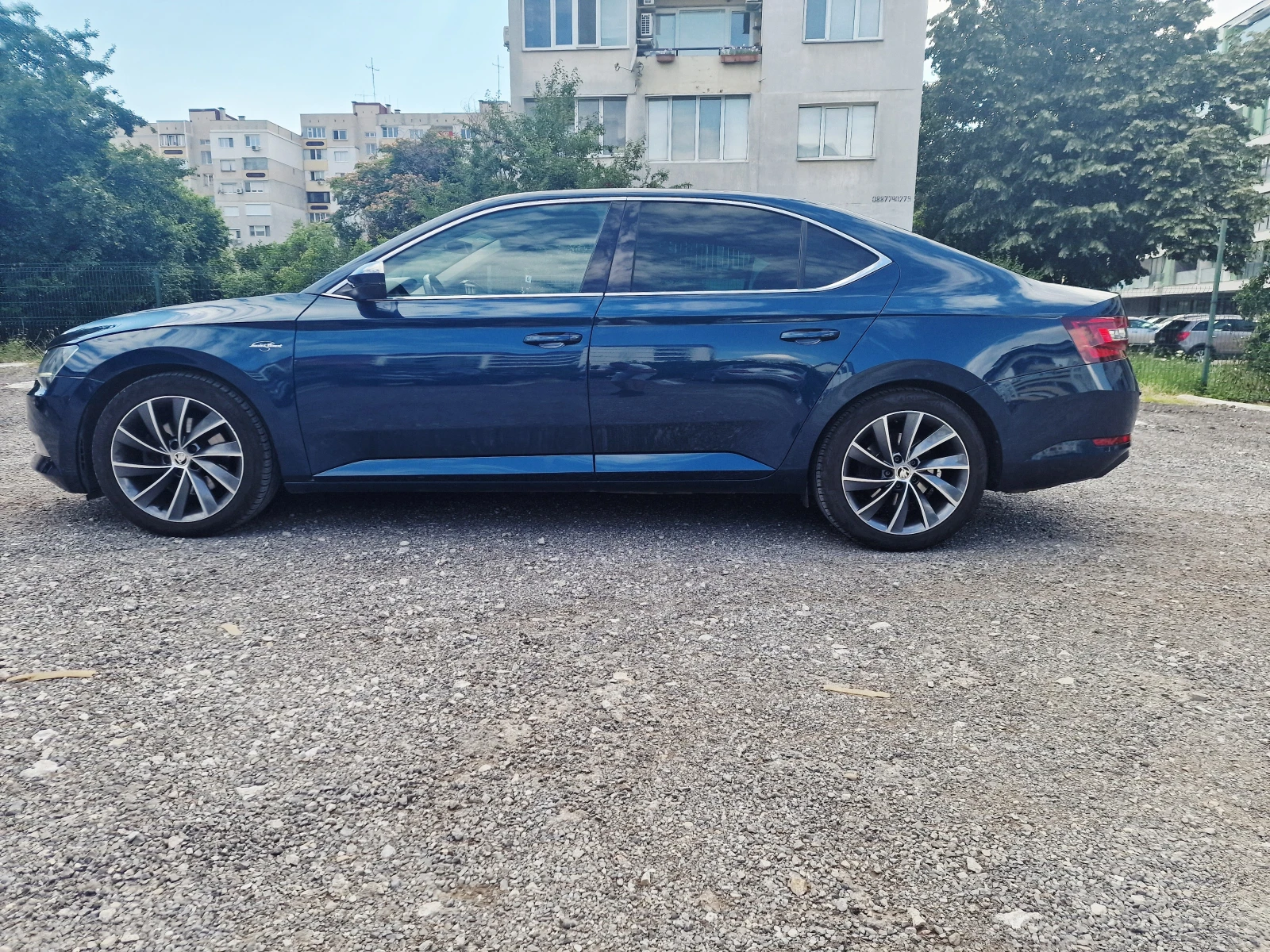Skoda Superb L&K, снимка 7 - Автомобили и джипове - 55191919