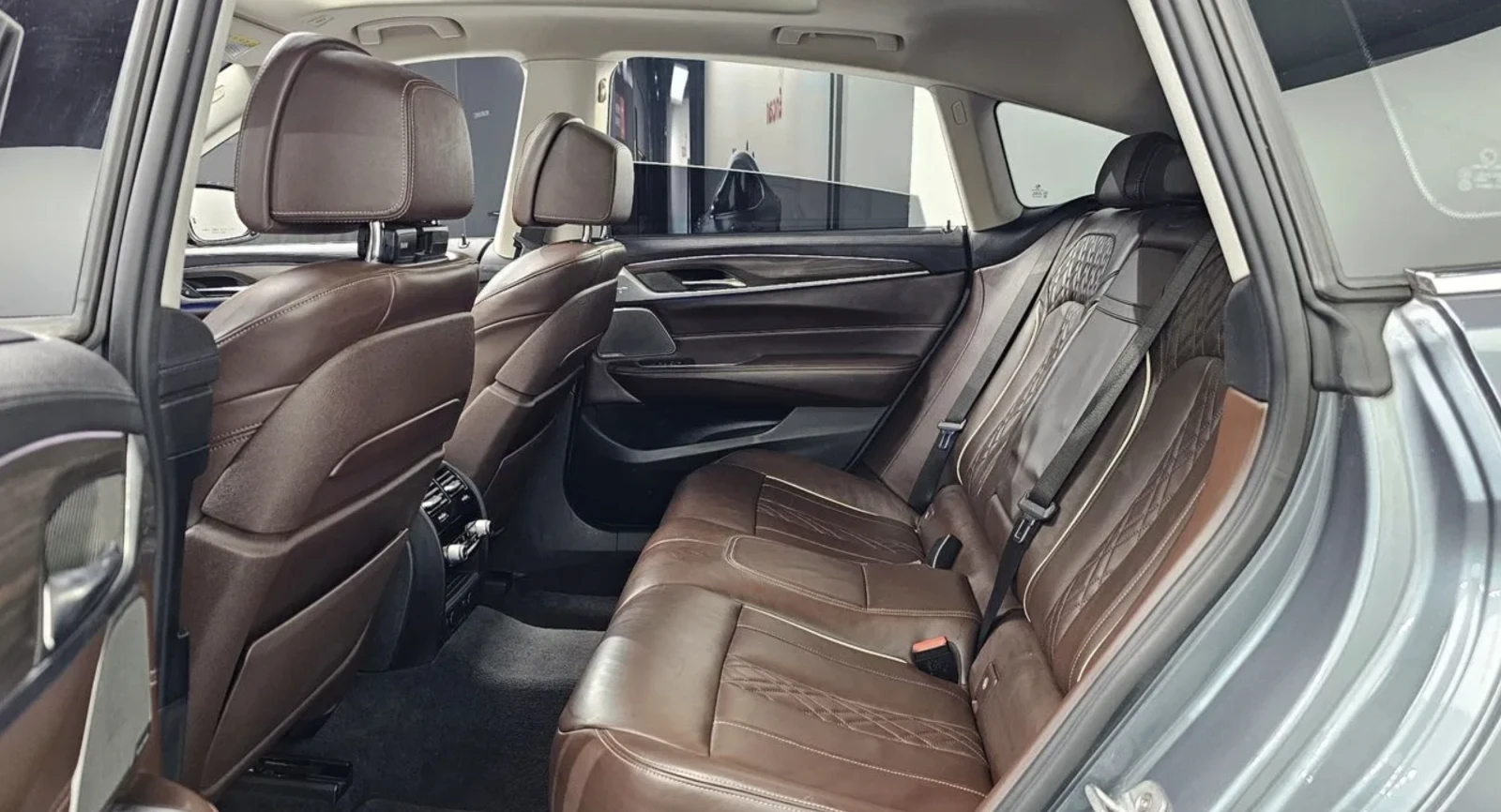 BMW 6 GT 640I XDRIVE LUXURY| ПОДГРЕВ| ОБДУХВАНЕ| ХЕД ЪП| ПА, снимка 13 - Автомобили и джипове - 55462330