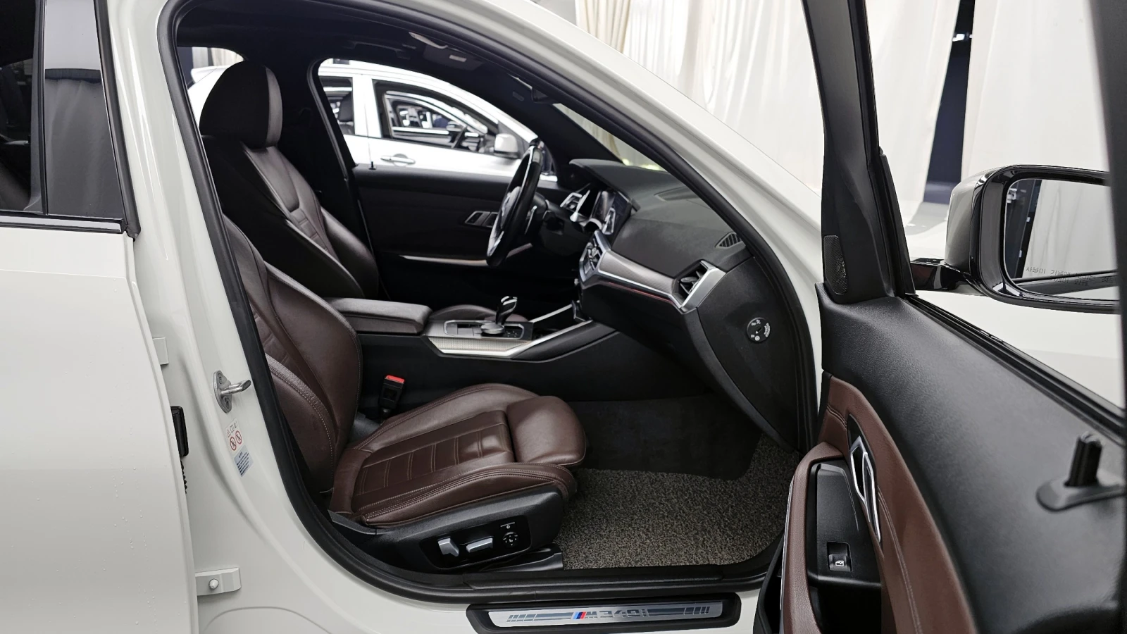 BMW 340 * ДИСТРОНИК * 360 * HUD * АВТОКРЕДИТ, снимка 12 - Автомобили и джипове - 55407868