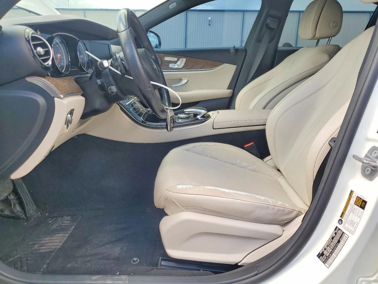Mercedes-Benz E 300 2.0l, снимка 7 - Автомобили и джипове - 55465155