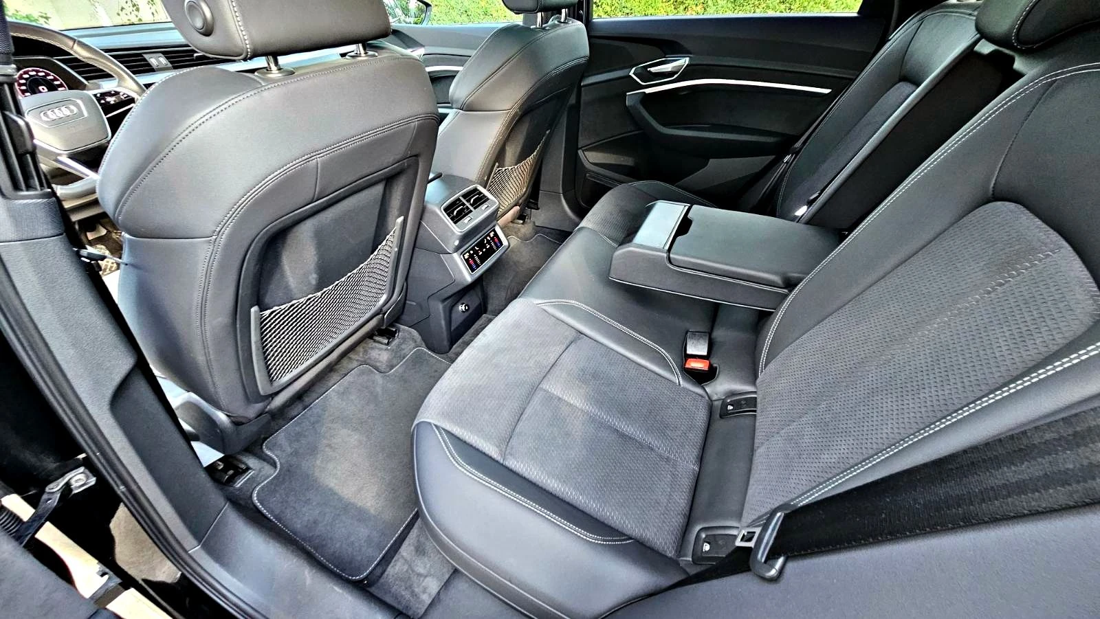 Audi E-Tron S 504 к.с., снимка 8 - Автомобили и джипове - 55767657
