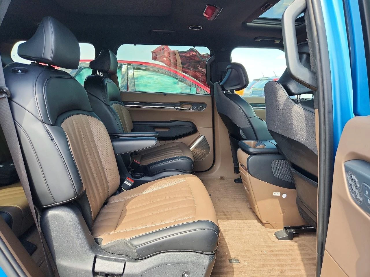 Kia EV9 Gt Line, снимка 11 - Автомобили и джипове - 55812793