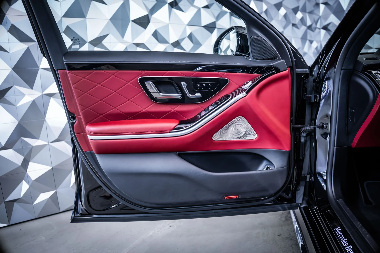 Mercedes-Benz S 400 d 4M L AMG - CHAUFFEUR - EXCLUSIVE RED | Mobile.bg � ����������� 7