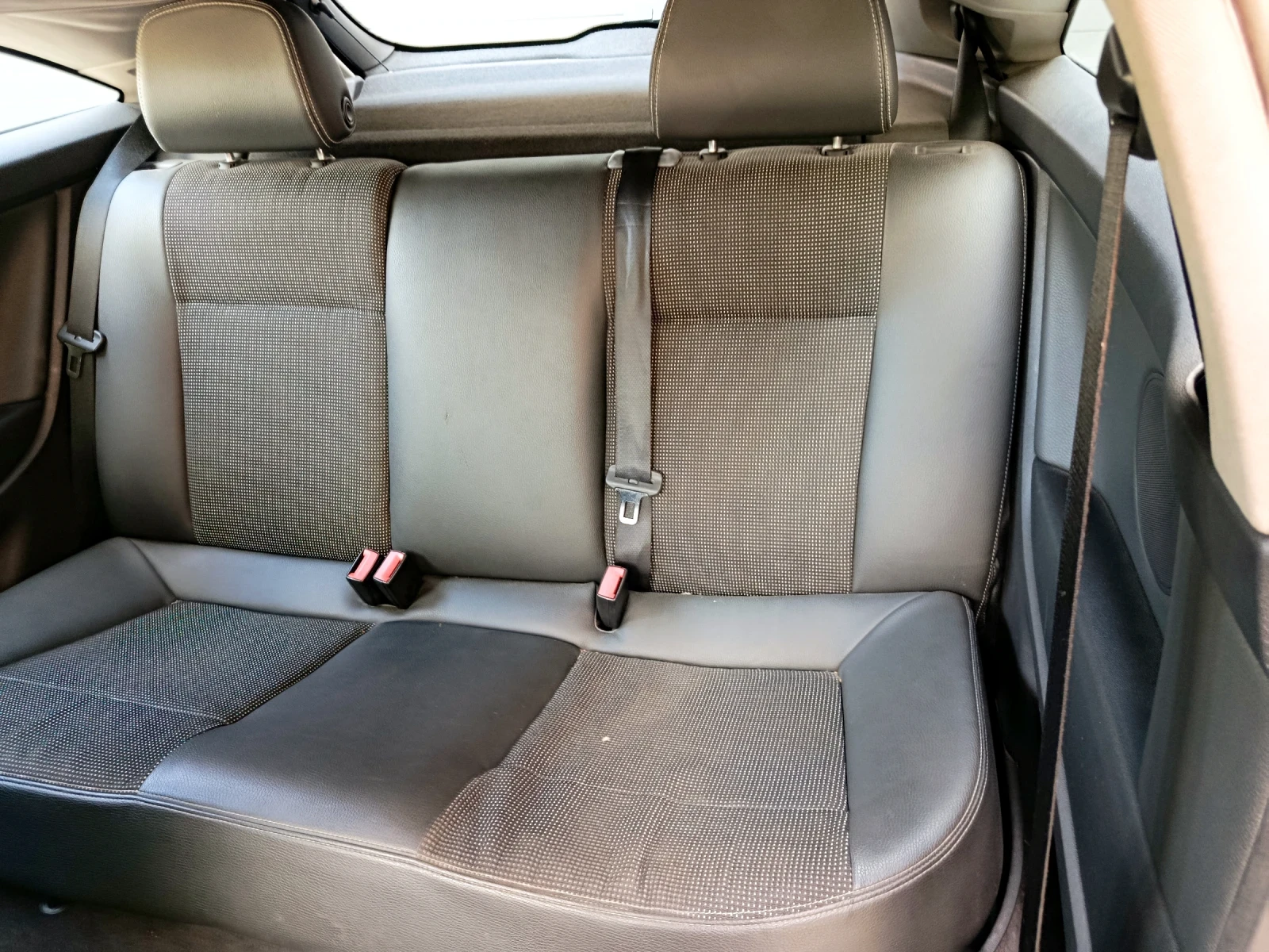 Opel Astra, снимка 7 - Автомобили и джипове - 56141917