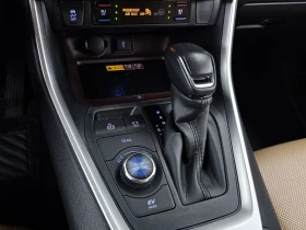Toyota Rav4 2.5 4WD Hybrid| 219к.с., снимка 9
