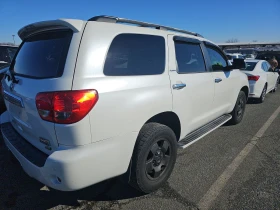 Toyota Sequoia PLATINUM* 5.7L* AWD* 381HP* СТАВА НА ГАЗ, снимка 4