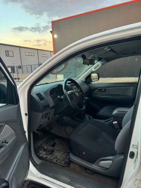 Toyota Hilux 2.5 d4d  | Mobile.bg    11