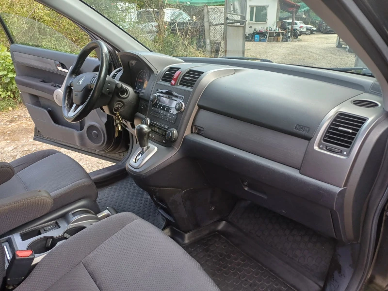 Honda Cr-v 2.0 v-tec, снимка 13 - Автомобили и джипове - 46603701