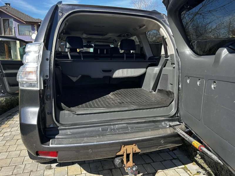 Toyota Land cruiser, снимка 10 - Автомобили и джипове - 49387576