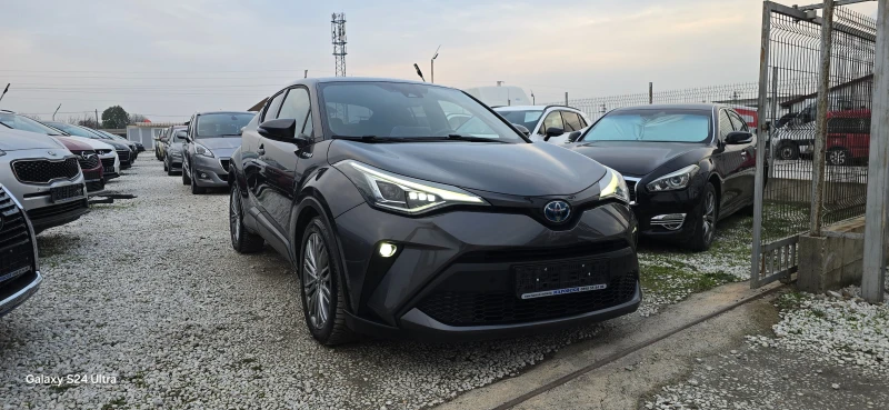 Toyota C-HR 1.8 HYBRID GLASSY JBL ГАРАНЦИОННА CAR PLAY EXPORT?, снимка 3 - Автомобили и джипове - 52641205