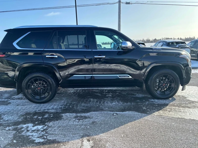 Toyota Sequoia * 4WD * CARFAX * БЕЗ ПЪРВОНАЧАЛНА ВНОСКА, снимка 3 - Автомобили и джипове - 53023967