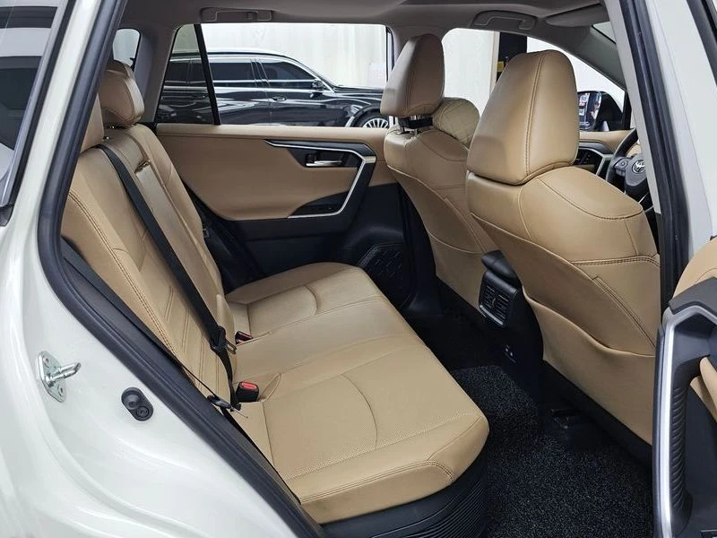 Toyota Rav4 2.5 4WD Hybrid| 219к.с., снимка 12 - Автомобили и джипове - 56066766
