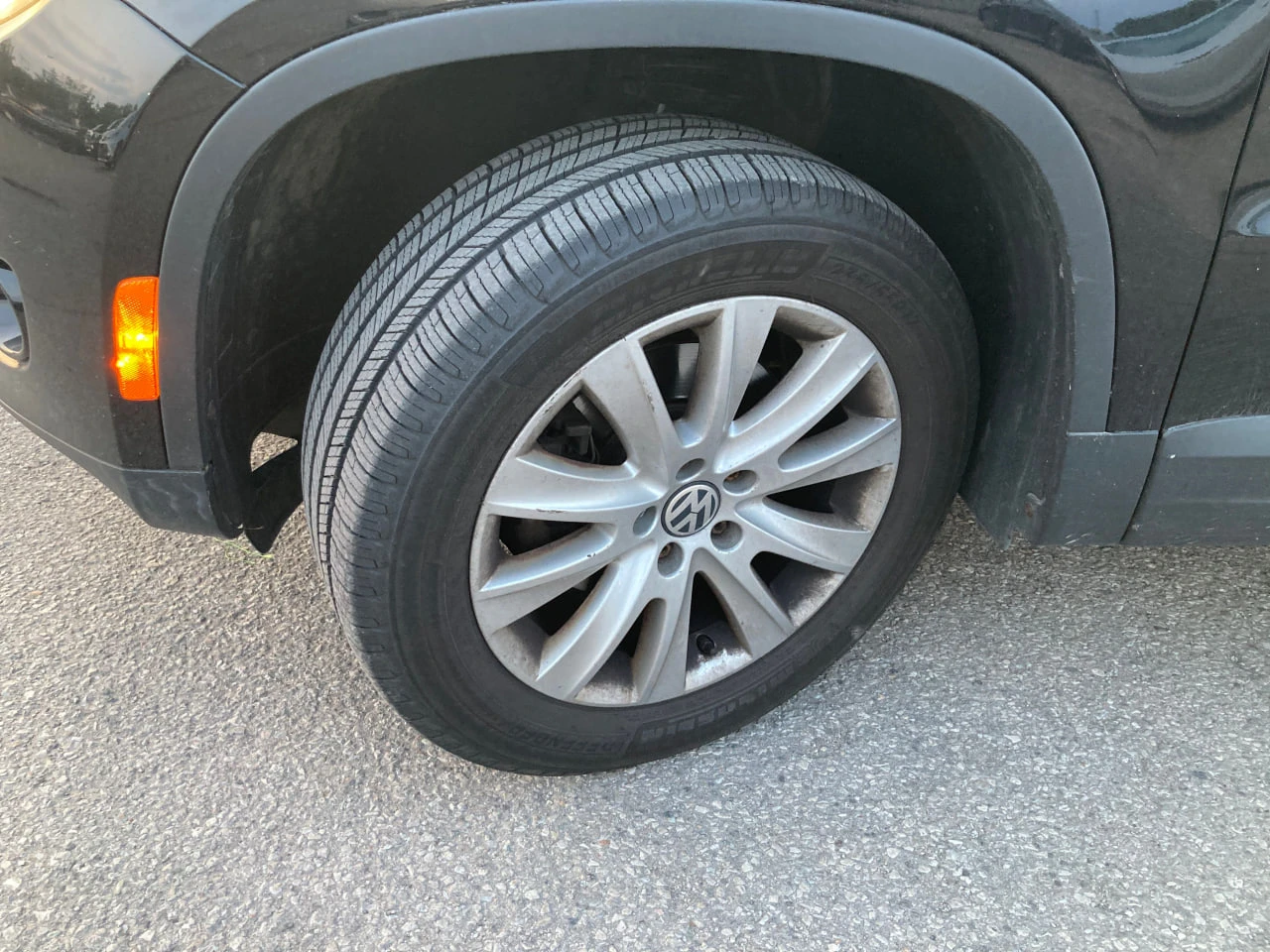 VW Tiguan * CARFAX* АВТОФИНАНСИРАНЕ* БЕЗ ПЪРВОНАЧАЛНА ВНОСКА - изображение 4