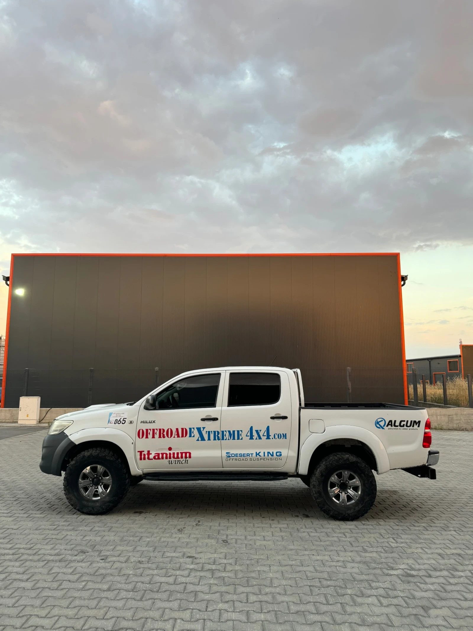 Toyota Hilux 2.5 d4d климатик - изображение 4