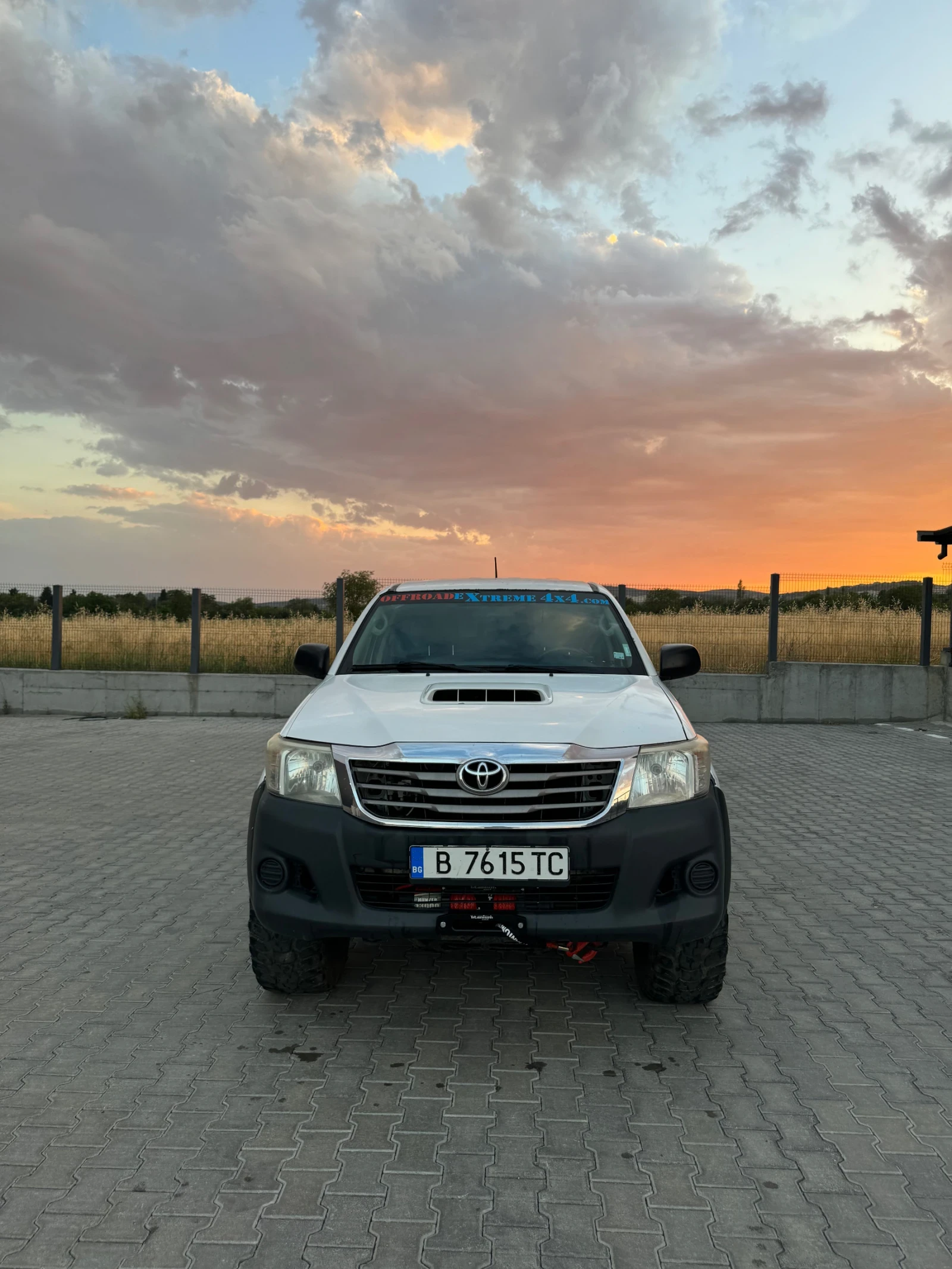 Toyota Hilux 2.5 d4d климатик - изображение 3
