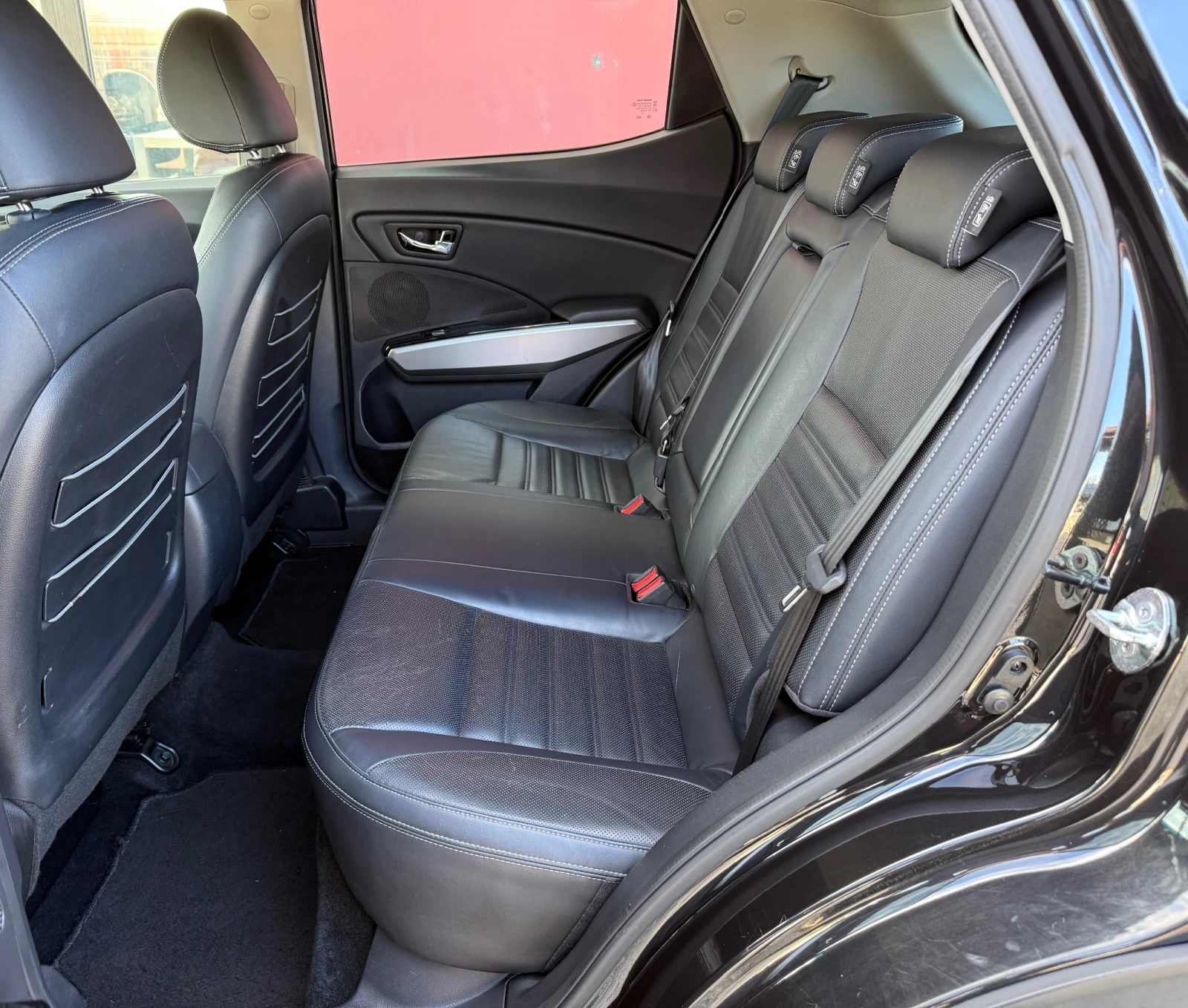 SsangYong Tivoli 1.6е-XDi, LED, * 173 000км* Автоматик! Кожа! ТОП! - изображение 7