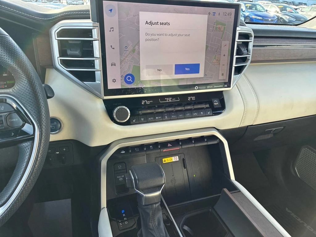 Toyota Sequoia * 4WD * CARFAX * ��� ������������ ������ | Mobile.bg � ����������� 9