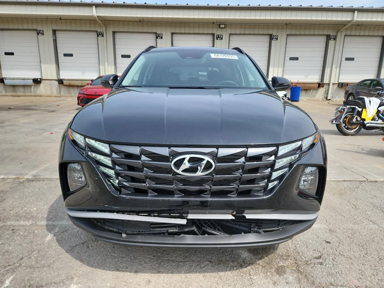 Hyundai Tucson 4x4* Камера* Keyless* Подгрев* НОВА - изображение 3