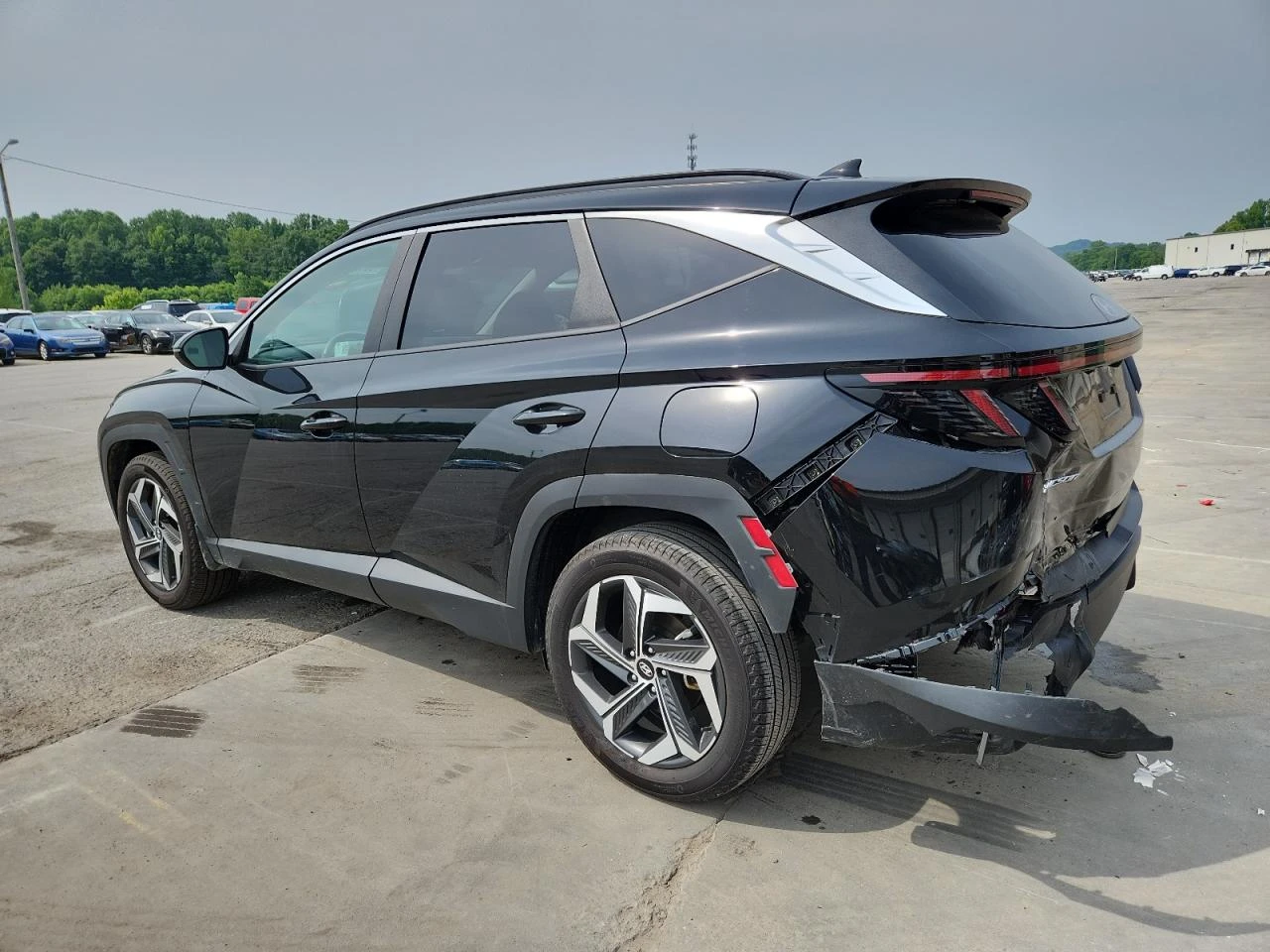 Hyundai Tucson 4x4* Камера* Keyless* Подгрев* НОВА - изображение 4