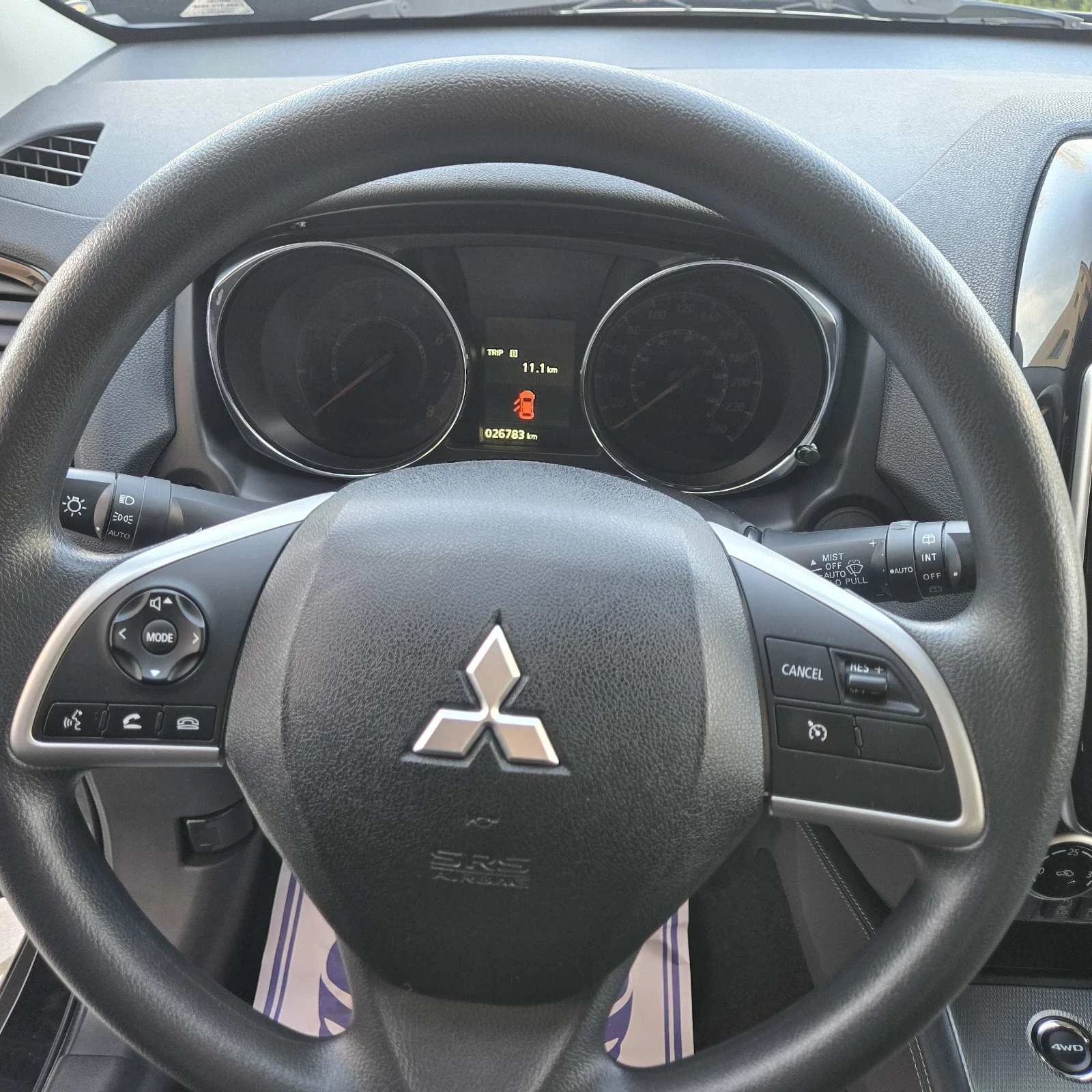 Mitsubishi ASX Mitsubishi ASX 2.0 , 27, 000 км, Като НОВ!, снимка 14 - Автомобили и джипове - 53773410