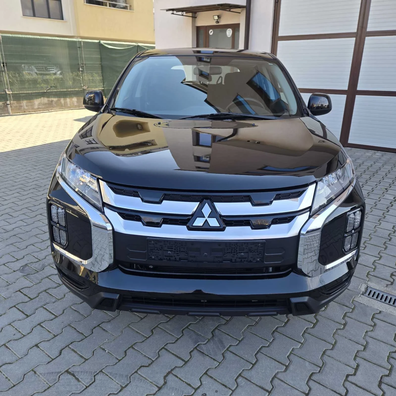 Mitsubishi ASX Mitsubishi ASX 2.0 , 27, 000 км, Като НОВ!, снимка 5 - Автомобили и джипове - 53773410