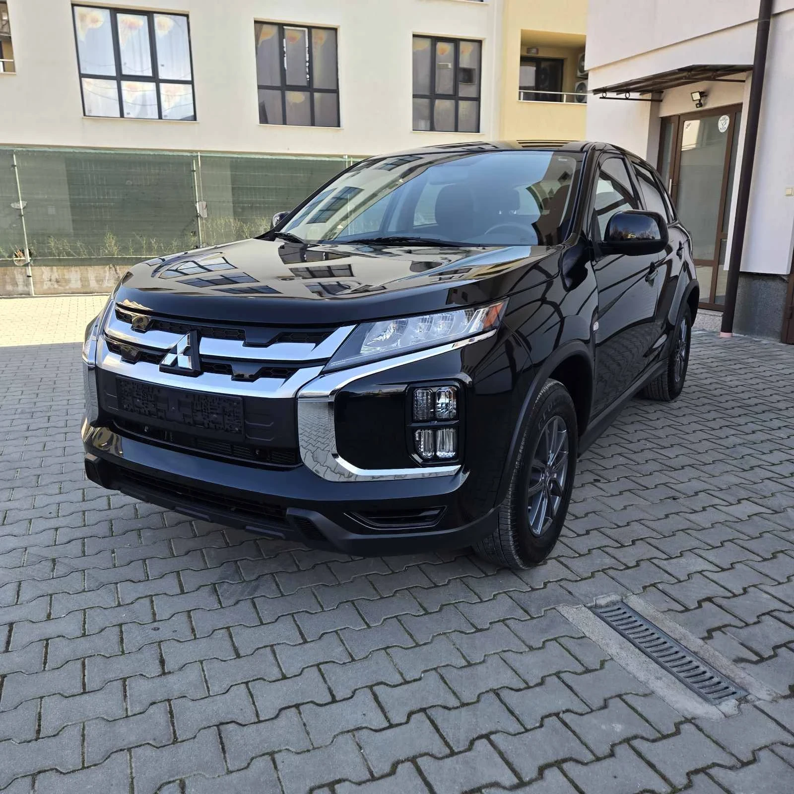 Mitsubishi ASX Mitsubishi ASX 2.0 , 27, 000 км, Като НОВ!