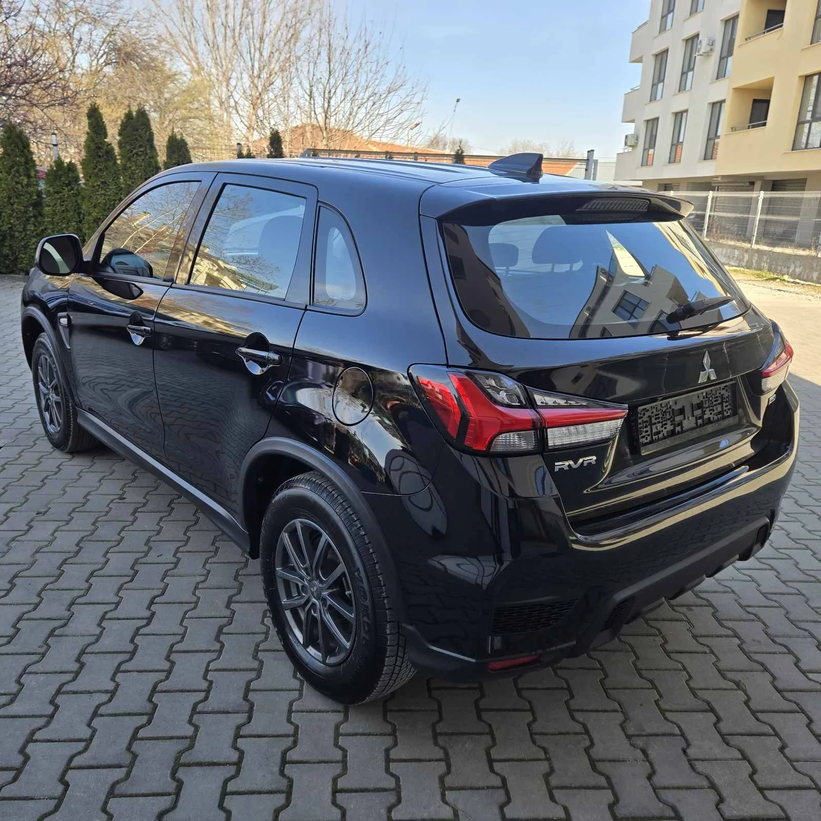 Mitsubishi ASX Mitsubishi ASX 2.0 , 27, 000 км, Като НОВ!, снимка 6 - Автомобили и джипове - 53773410