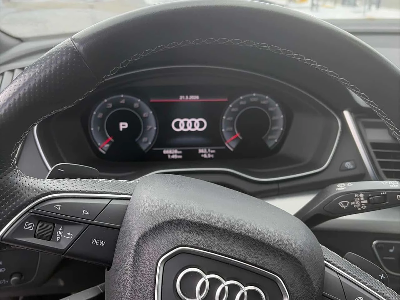 Audi Q5  Progressiv /CARFAX/DISTRONIC/360, снимка 8 - Автомобили и джипове - 53953966