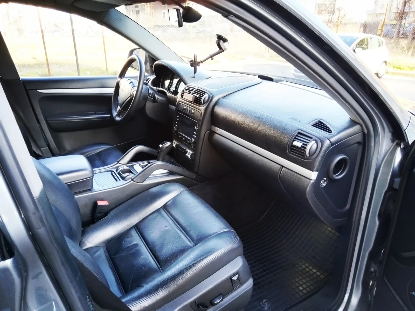 Porsche Cayenne 3.2 V6, LPG, снимка 4 - Автомобили и джипове - 54589989