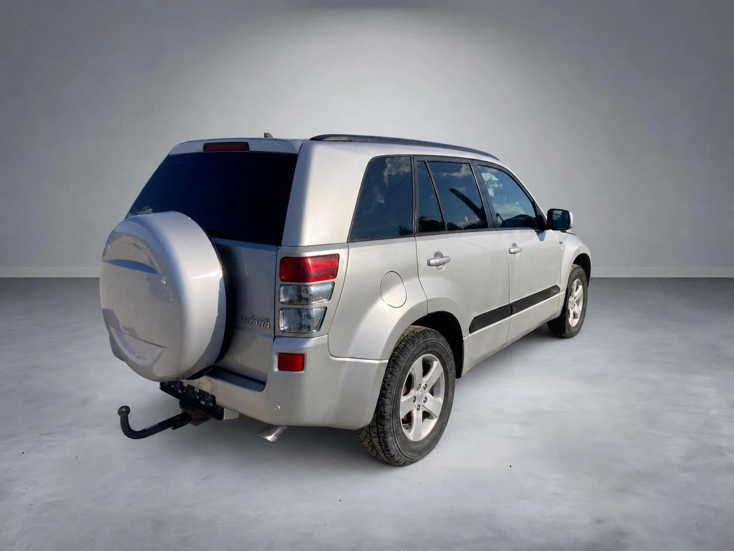 Suzuki Grand vitara 1.9 DDIS 4X4, снимка 4 - Автомобили и джипове - 54973072