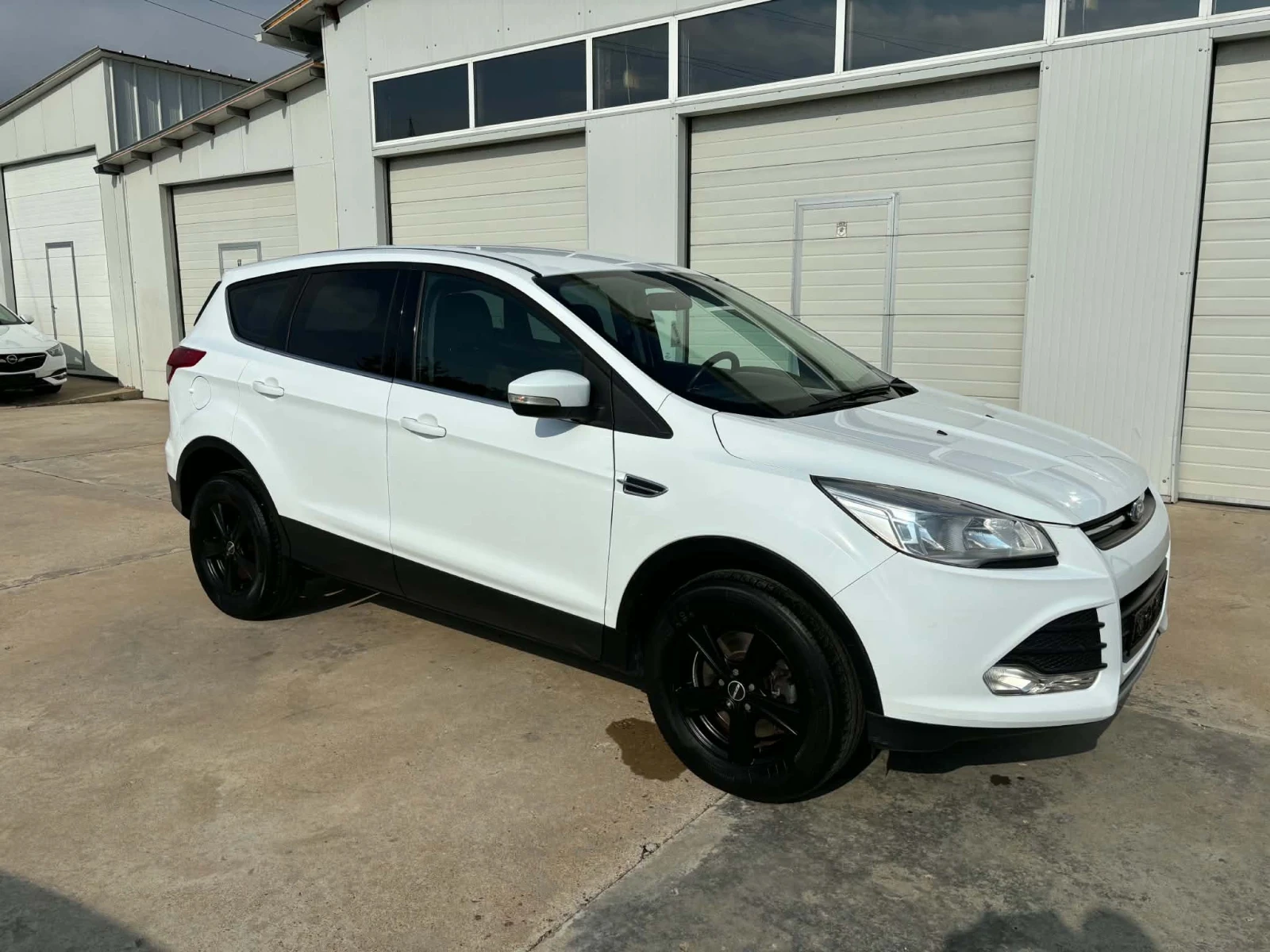 Ford Kuga 2.0tdci 140k.c* 4x4* 132 000km* NOVA* , снимка 13 - Автомобили и джипове - 55170801
