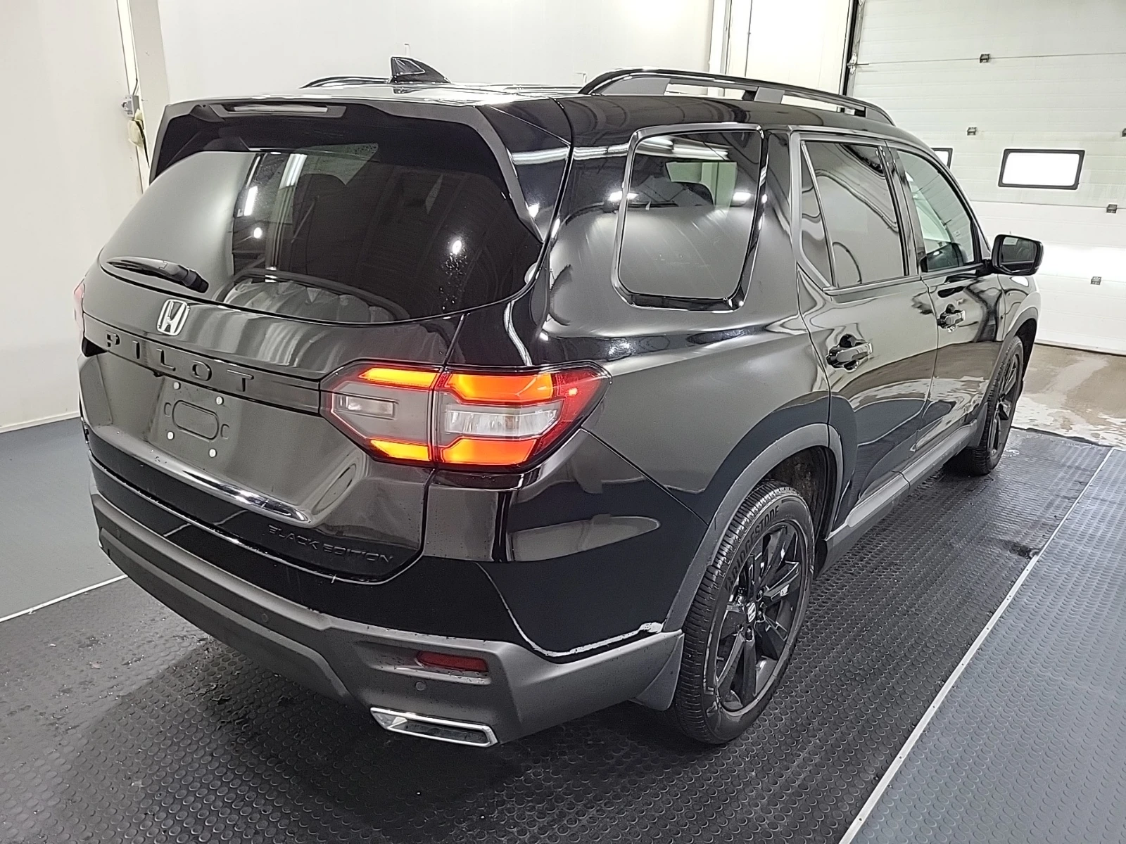 Honda Pilot BLACK EDITION /   ПРОГНОЗНА ЦЕНА ДО БЪЛГАРИЯ, снимка 3 - Автомобили и джипове - 55338663