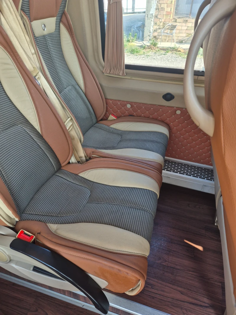 Mercedes-Benz Sprinter 519, снимка 8 - Бусове и автобуси - 53054289